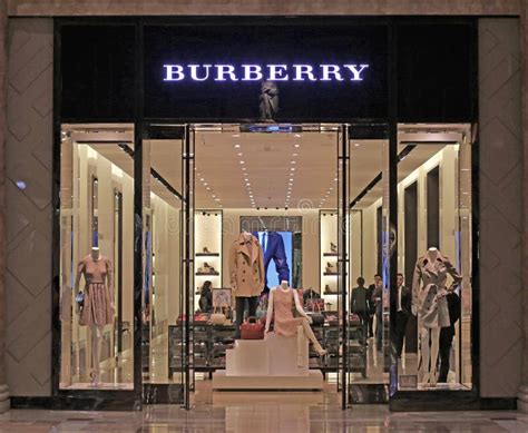 Magasins avec BURBERRY à Lyon 